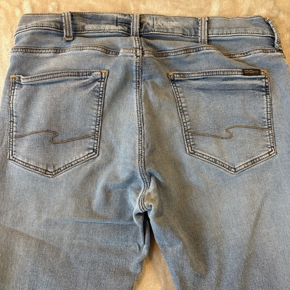 Silver Athentic Relaxed Grunge Denim Jeans Mn’s Sz 38x32 - Picture 7 of 11